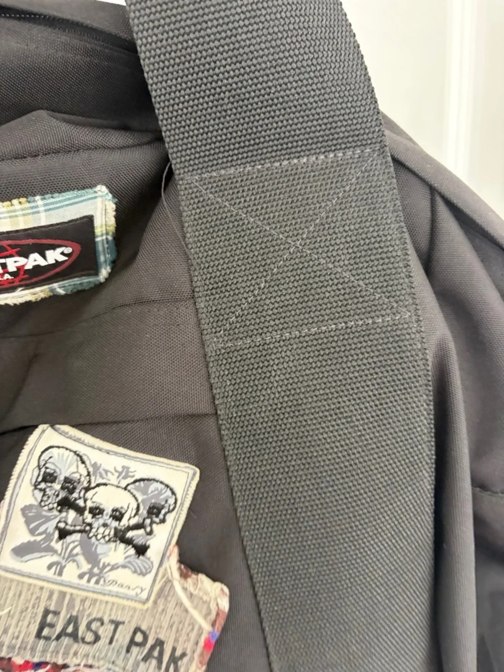 Rare Eastpak How To Survive Skull Patch Duffle Bag•Goth•Grunge•Travel Ready•GUC